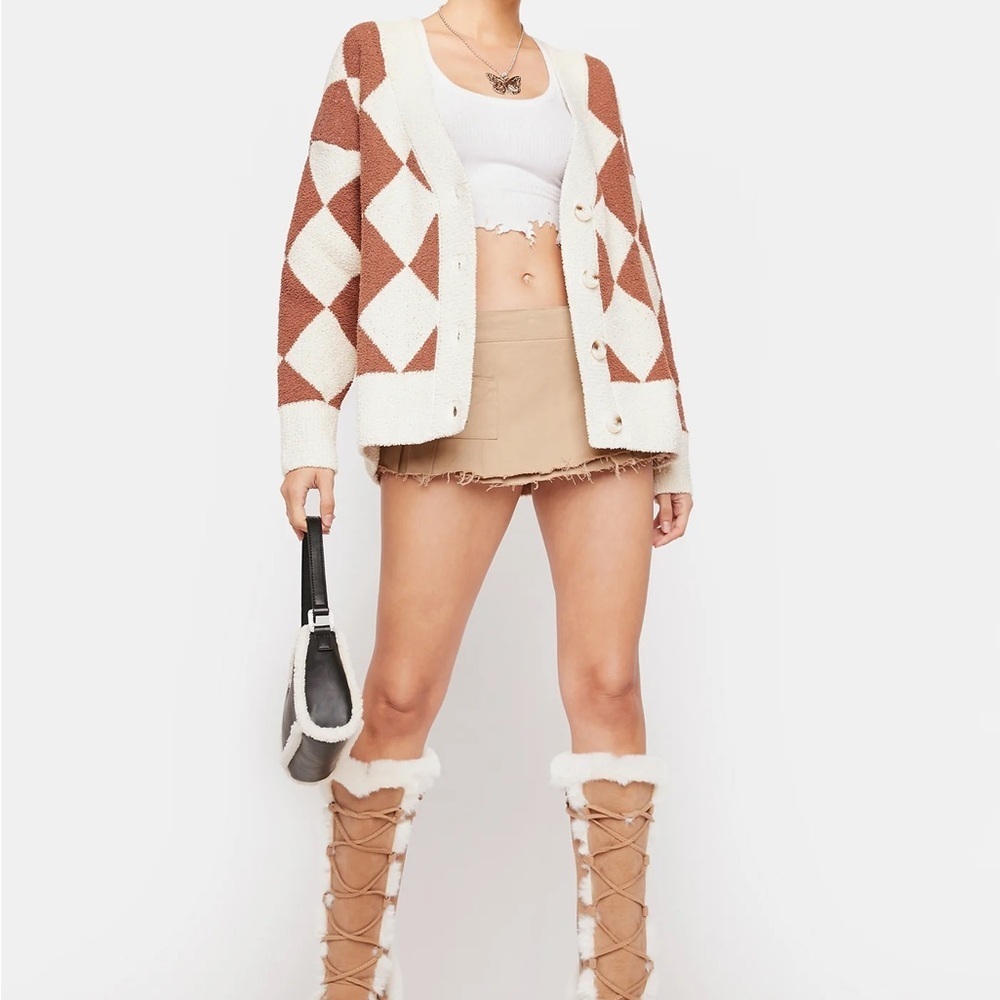 Le Lis Brown and Cream Argyle Cardigan - Picture 6 of 12
